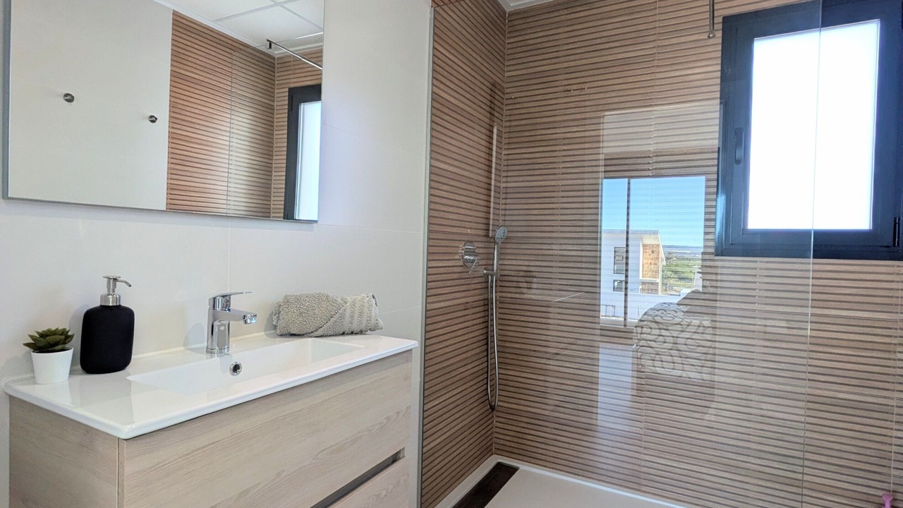 Photo of Bathroom in Los Montesinos