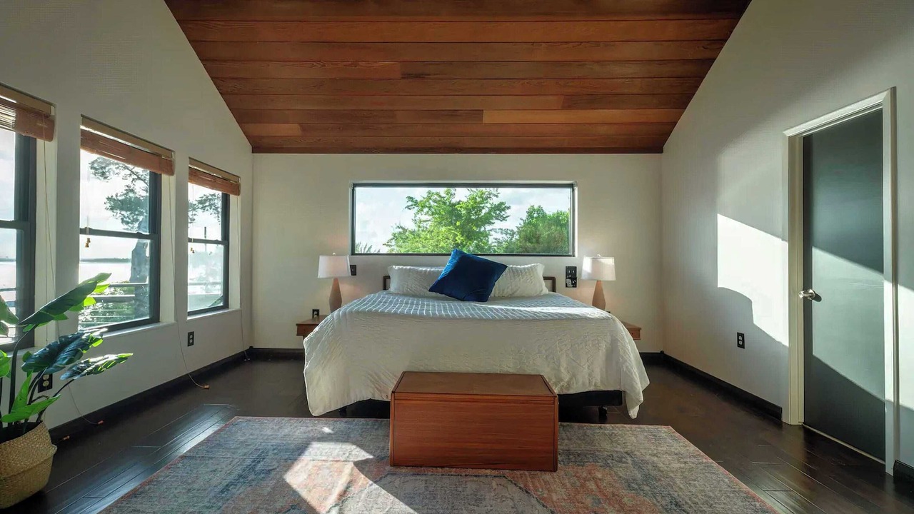 Photo of Bedroom in Barrett