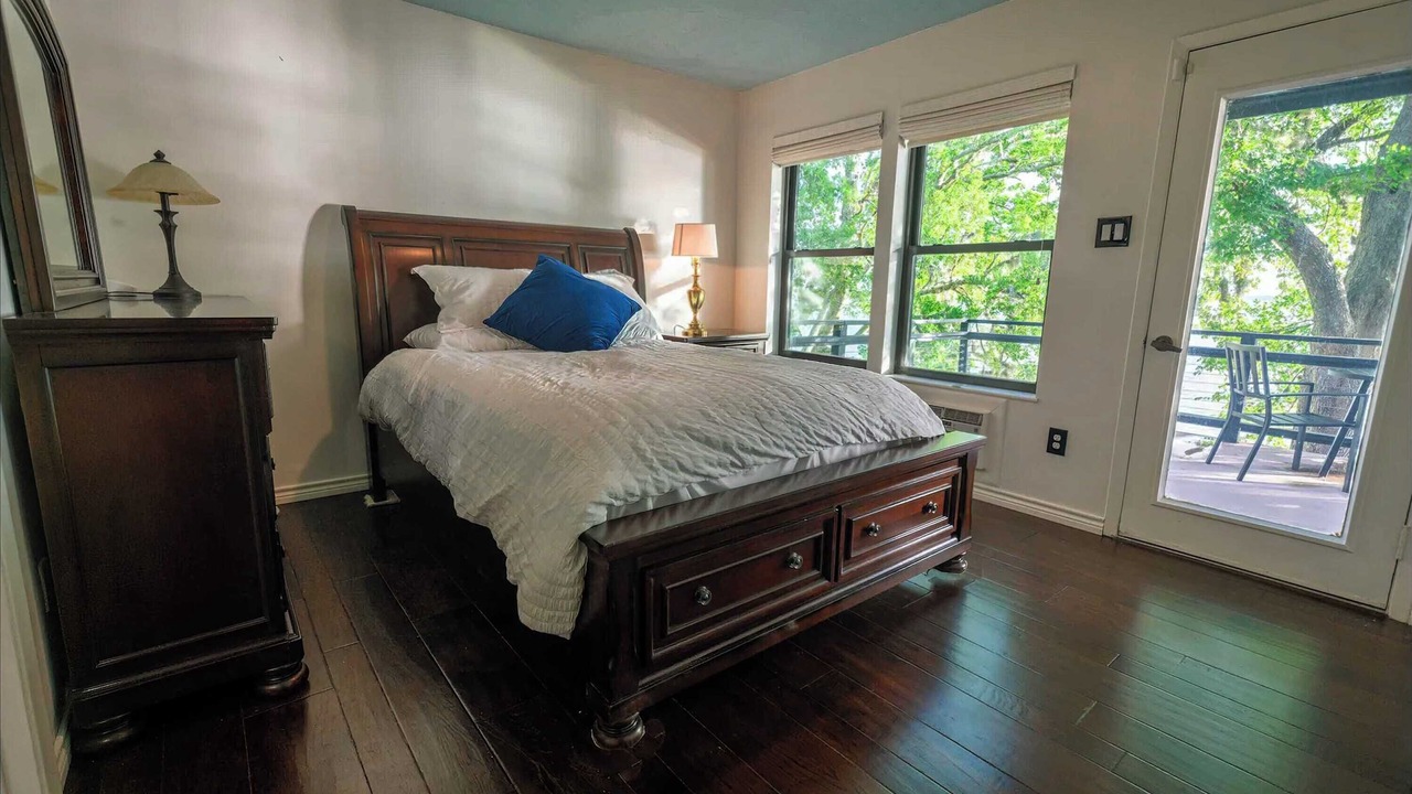 Photo of Bedroom in Barrett
