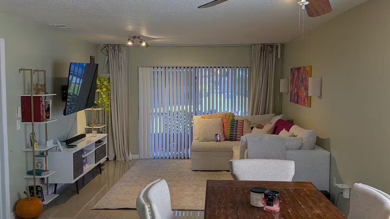 Photo of Livingroom in Tropic