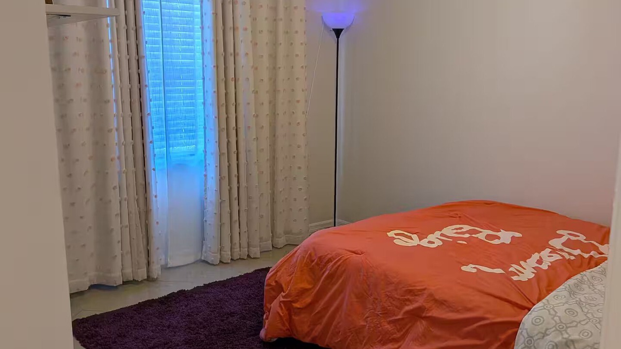 Photo of Bedroom in Tropic