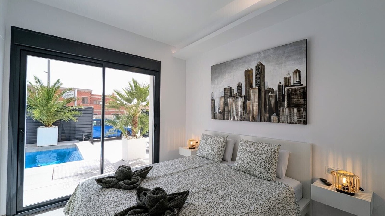 Photo of Bedroom in Los Montesinos