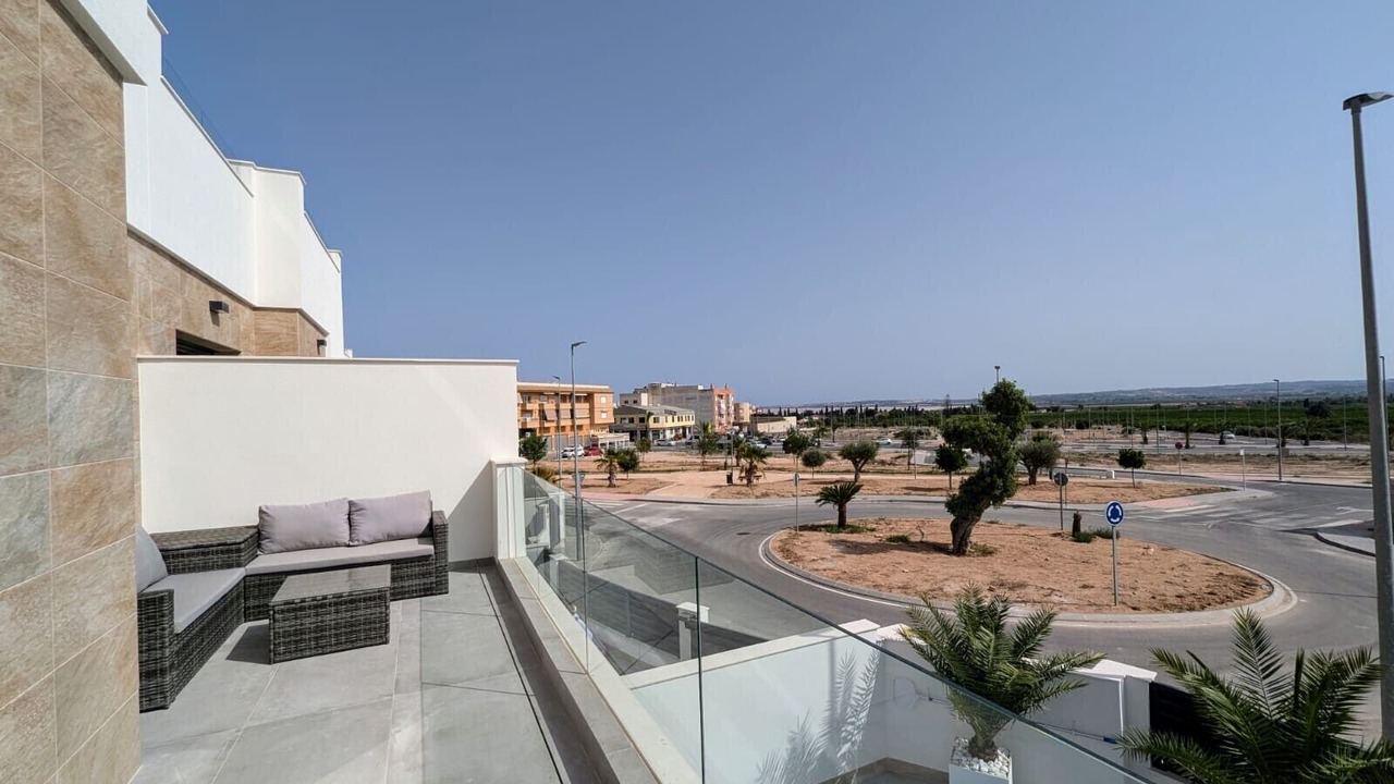 Photo of Patio Balcony in Los Montesinos