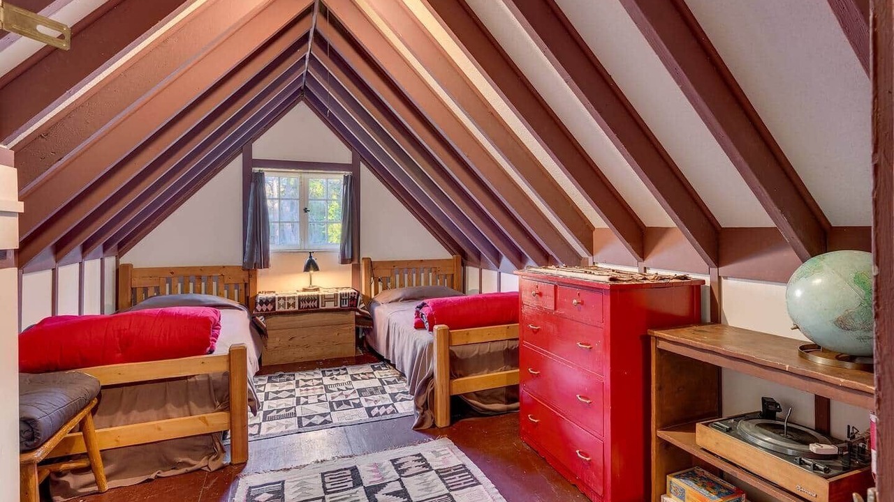 Photo of Bedroom in Tahoe National Forest