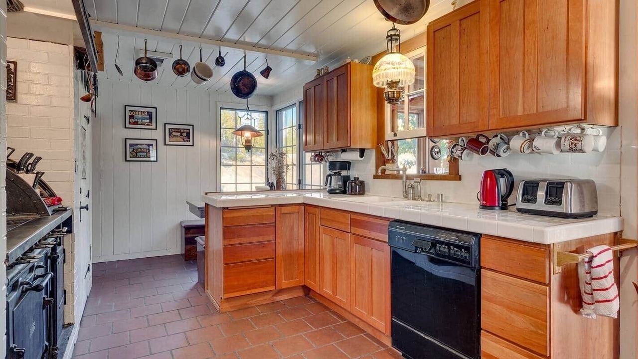 Photo of Kitchen in Tahoe National Forest