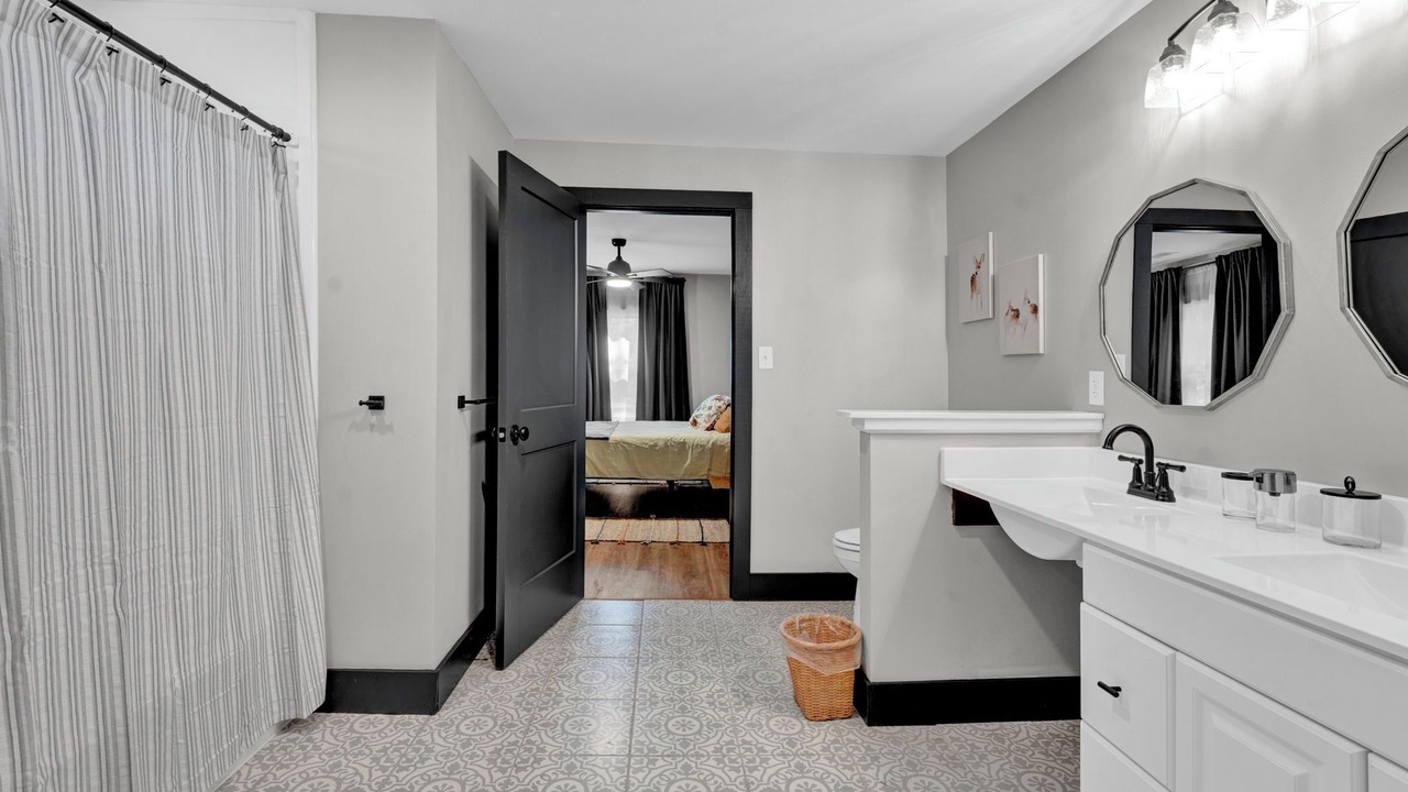 Photo of Bathroom in Lakeland