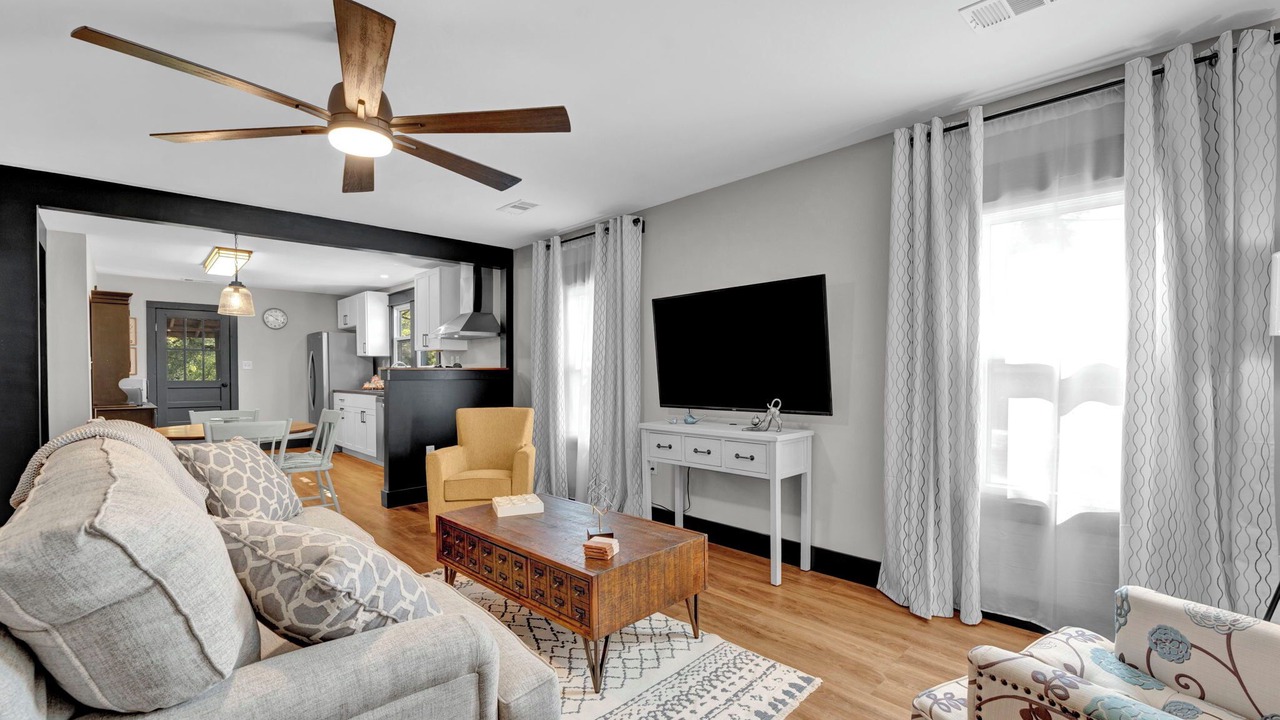 Photo of Livingroom in Lakeland