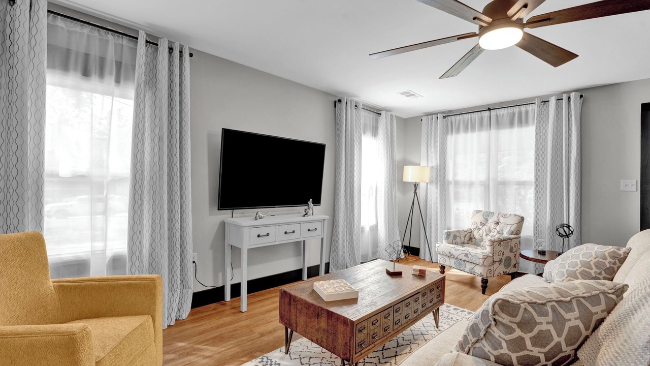 Photo of Livingroom in Lakeland
