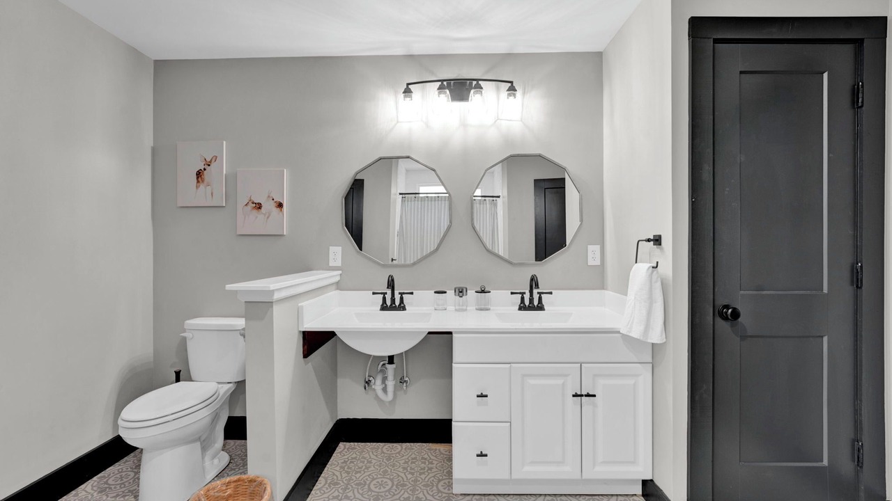 Photo of Bathroom in Lakeland