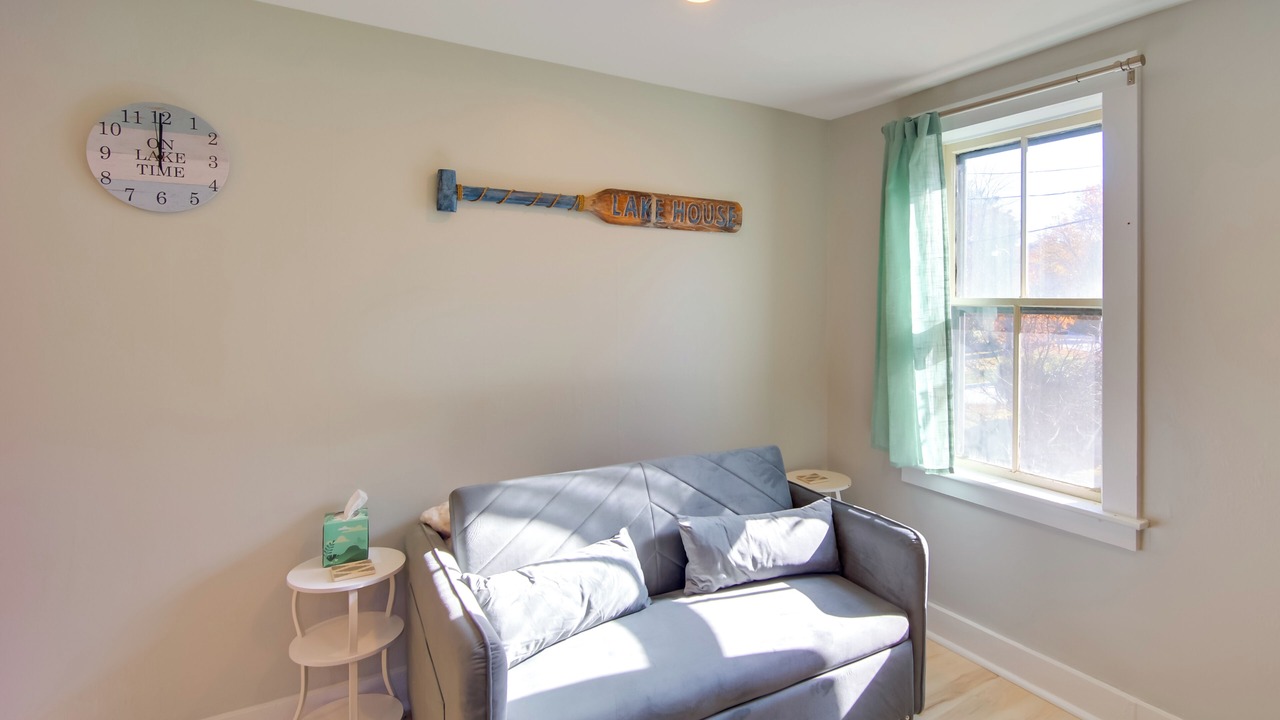 Photo of Livingroom in Spofford