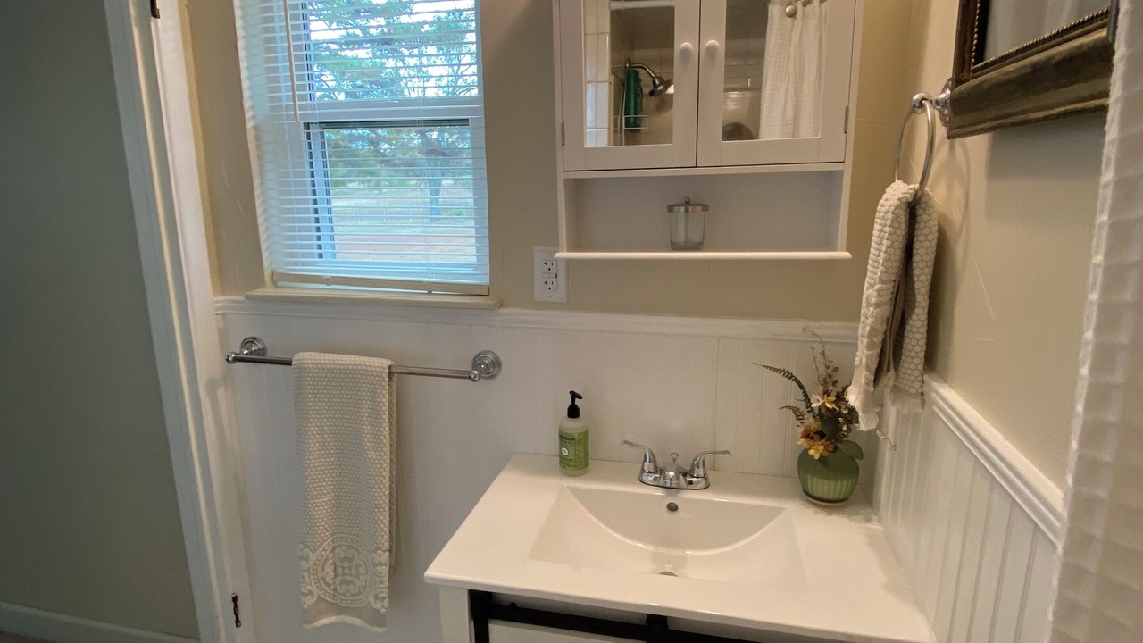 Photo of Bathroom in Pauls Valley