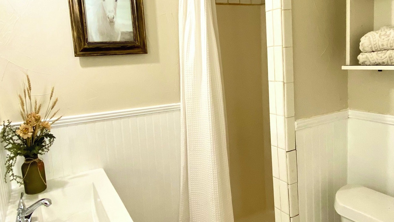Photo of Bathroom in Pauls Valley