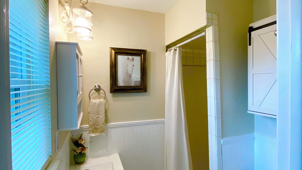 Photo of Bathroom in Pauls Valley