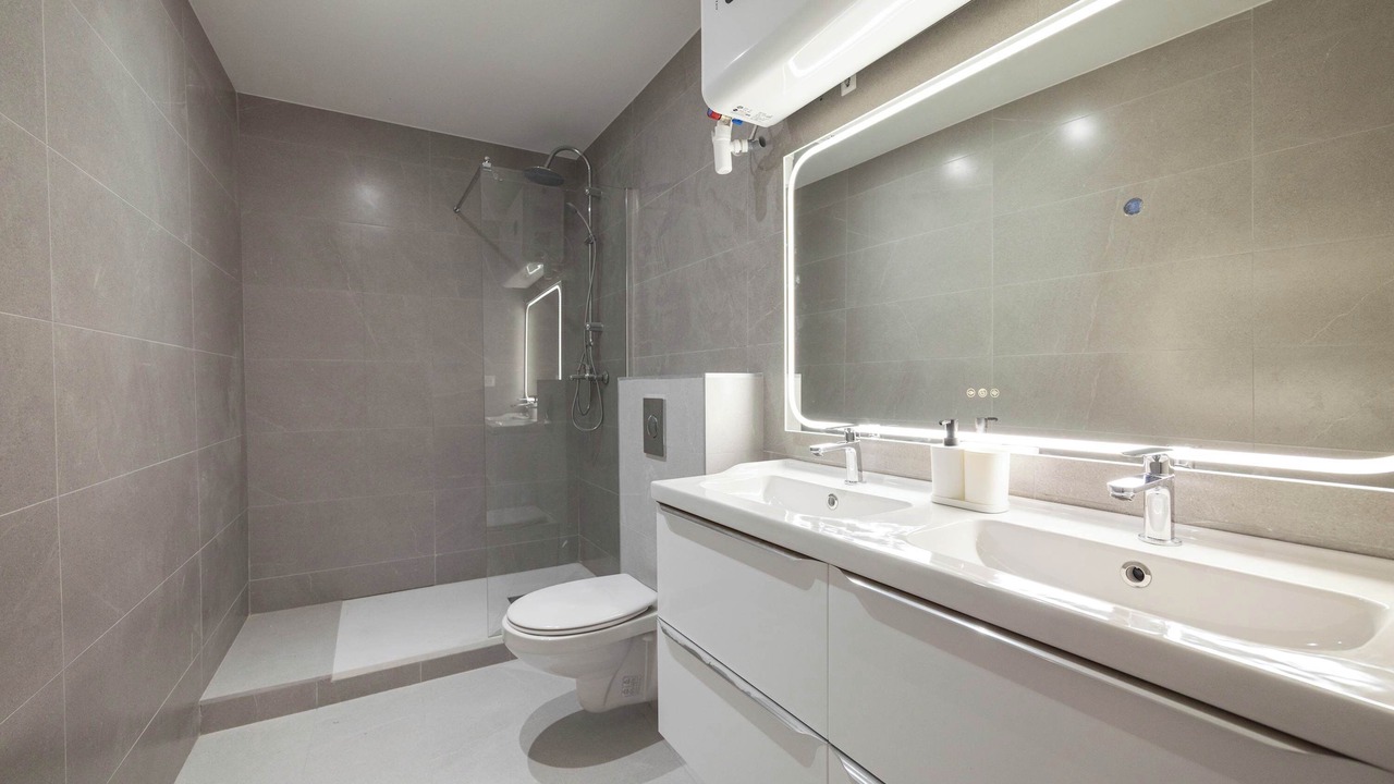 Photo of Bathroom in Le Pre-Saint-Gervais