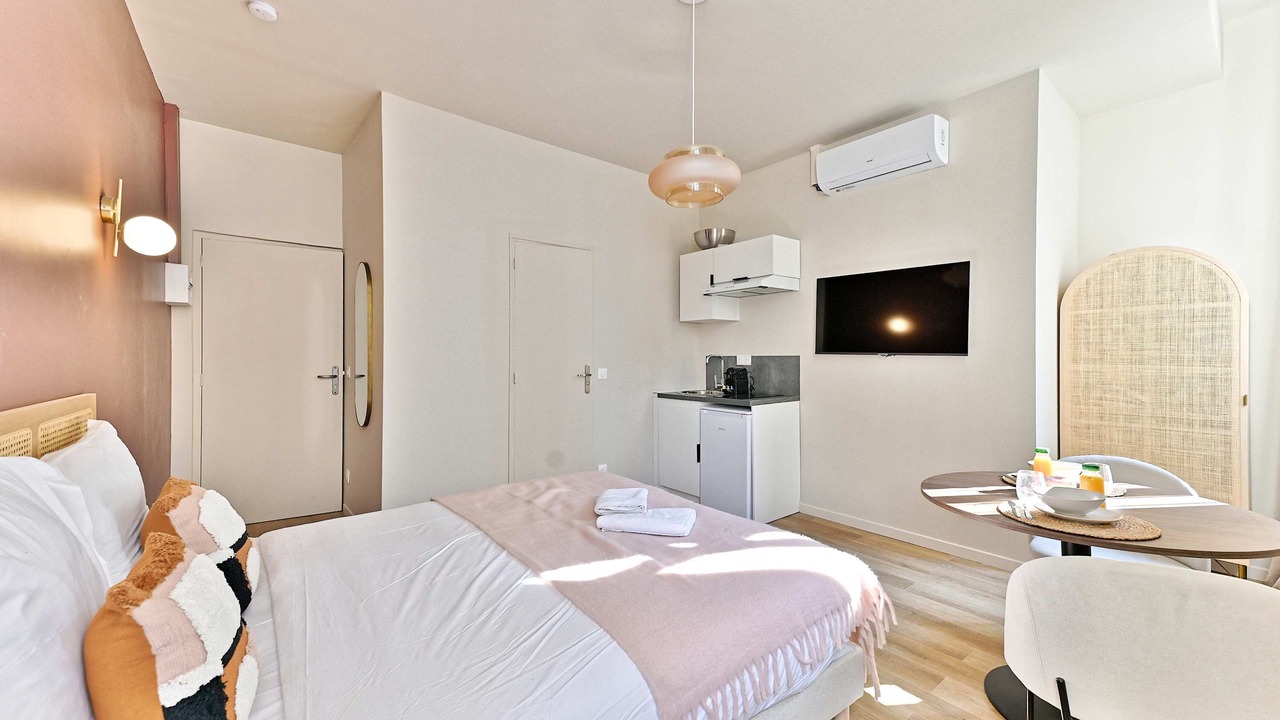 Photo of Bedroom in Le Pre-Saint-Gervais