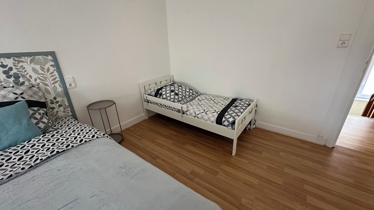 Photo of Bedroom in Pontorson