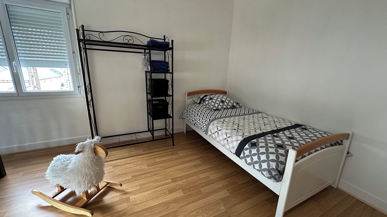 Photo of Bedroom in Pontorson