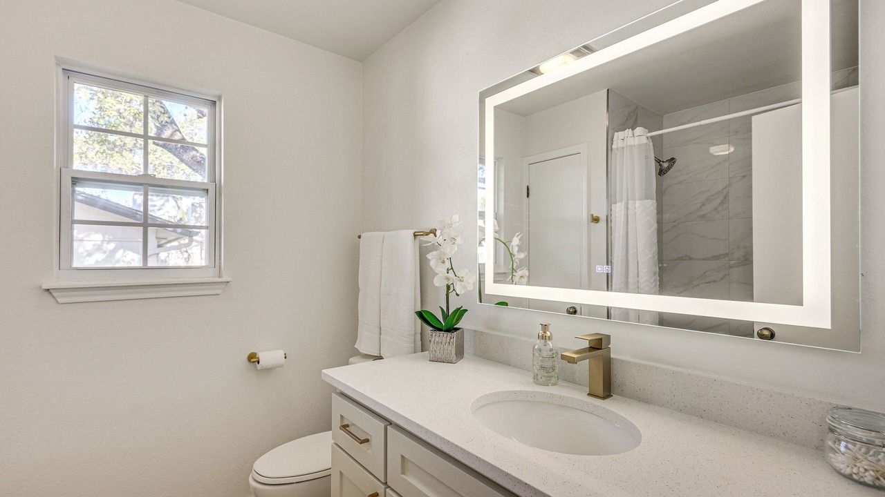 Photo of Bathroom in North San Antonio - SAT