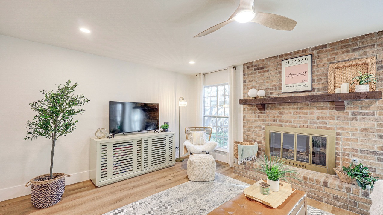 Photo of Livingroom in North San Antonio - SAT