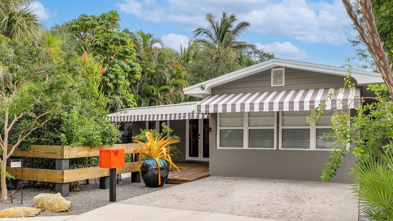 Photo of Outdoor in Parrot Cove