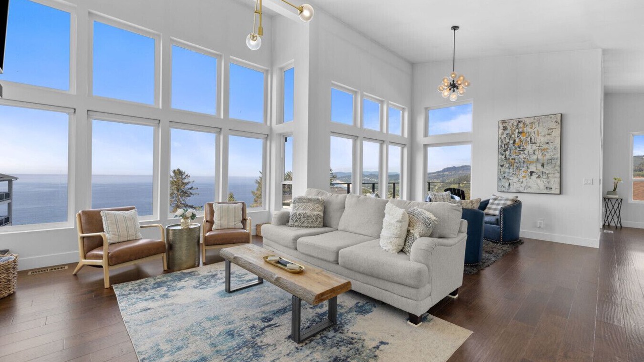 Photo of Livingroom in Neskowin