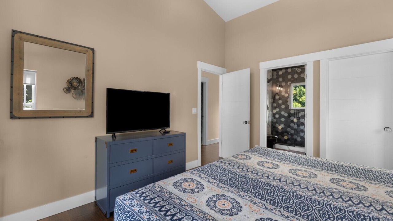 Photo of Bedroom in Neskowin