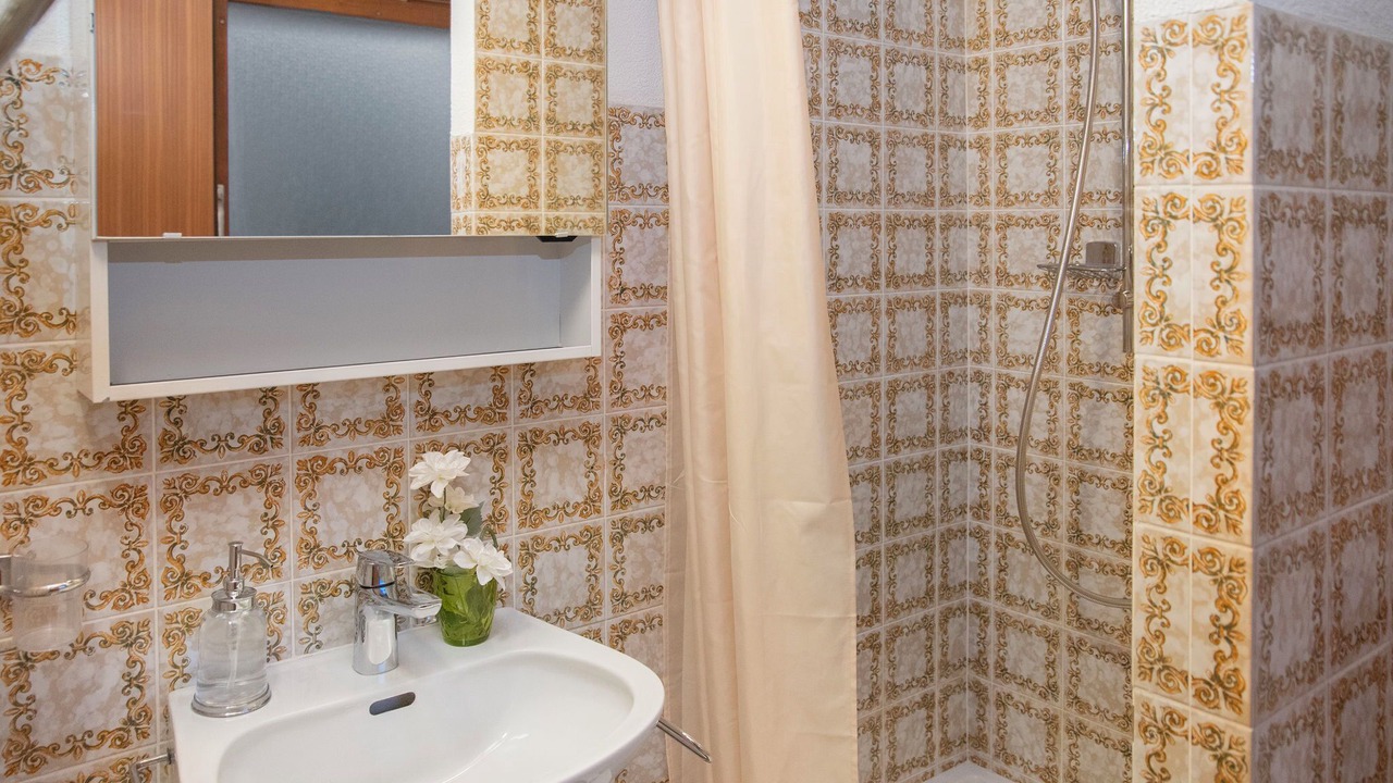 Photo of Bathroom in Leytron