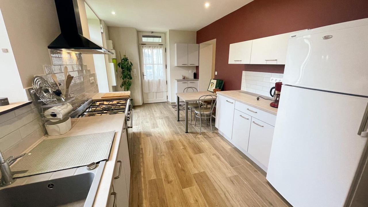 Photo of Kitchen in Manthelan