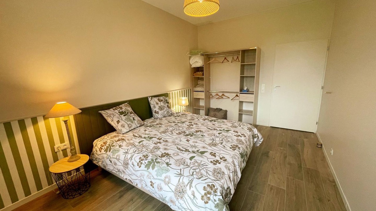 Photo of Bedroom in Manthelan