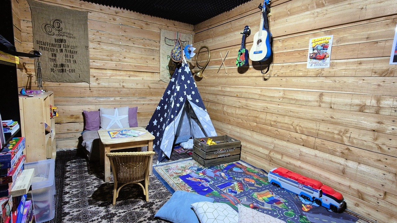 Photo of Others in Allos