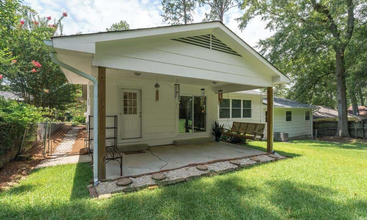 Photo of Outdoor in Hattiesburg