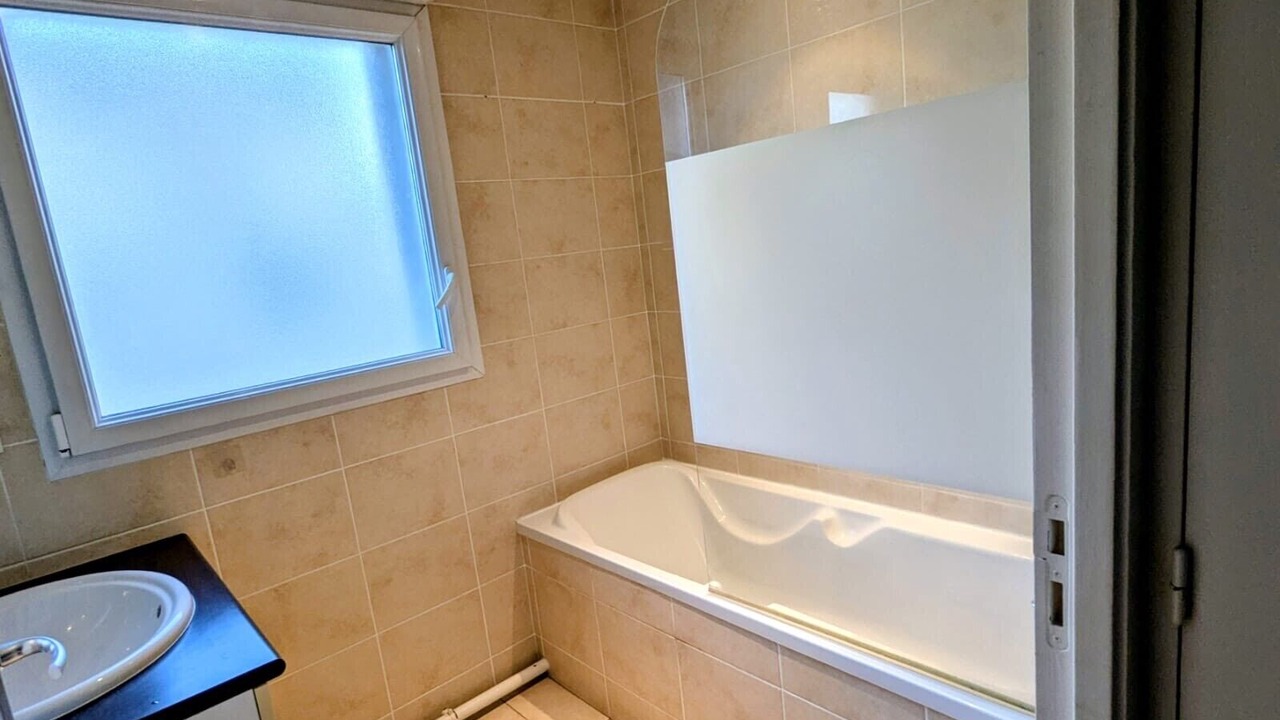 Photo of Bathroom in Ile de Nantes Palais des Congres