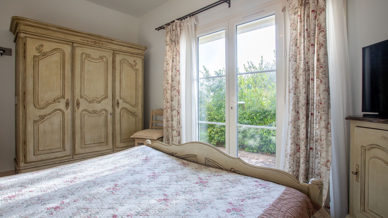 Photo of Bedroom in La Cadiere-d'Azur