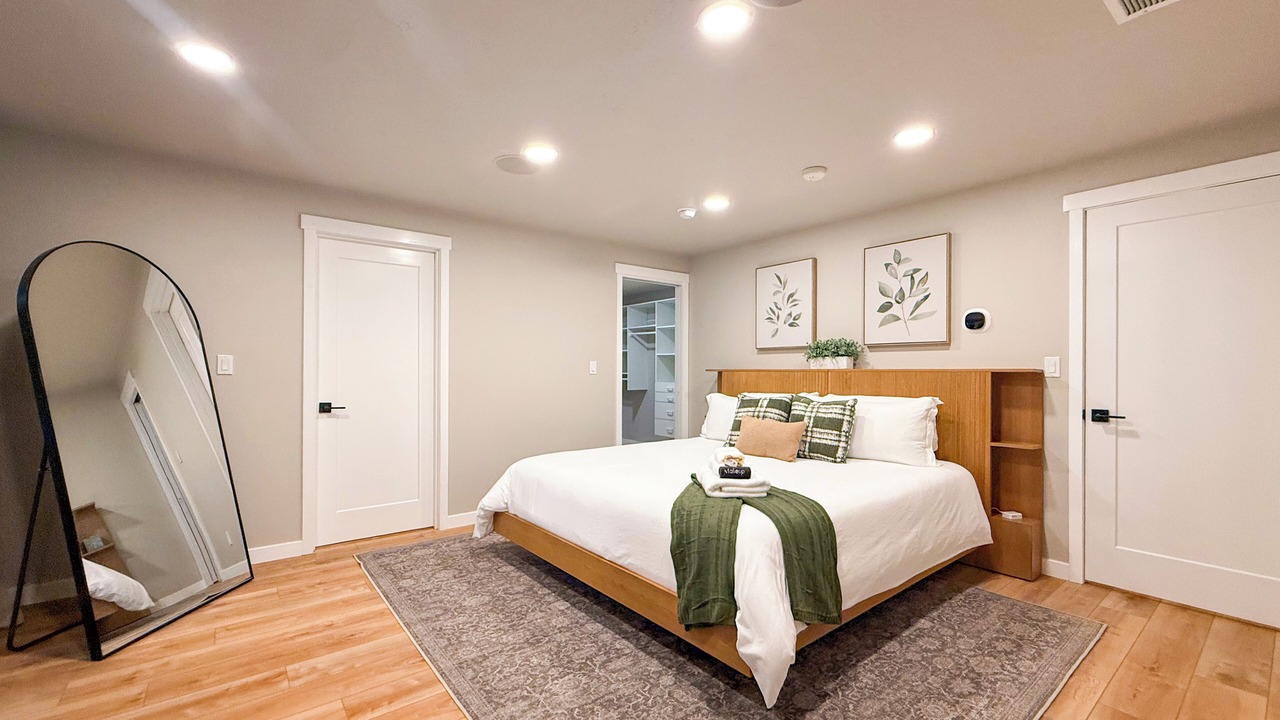 Photo of Bedroom in Newberg