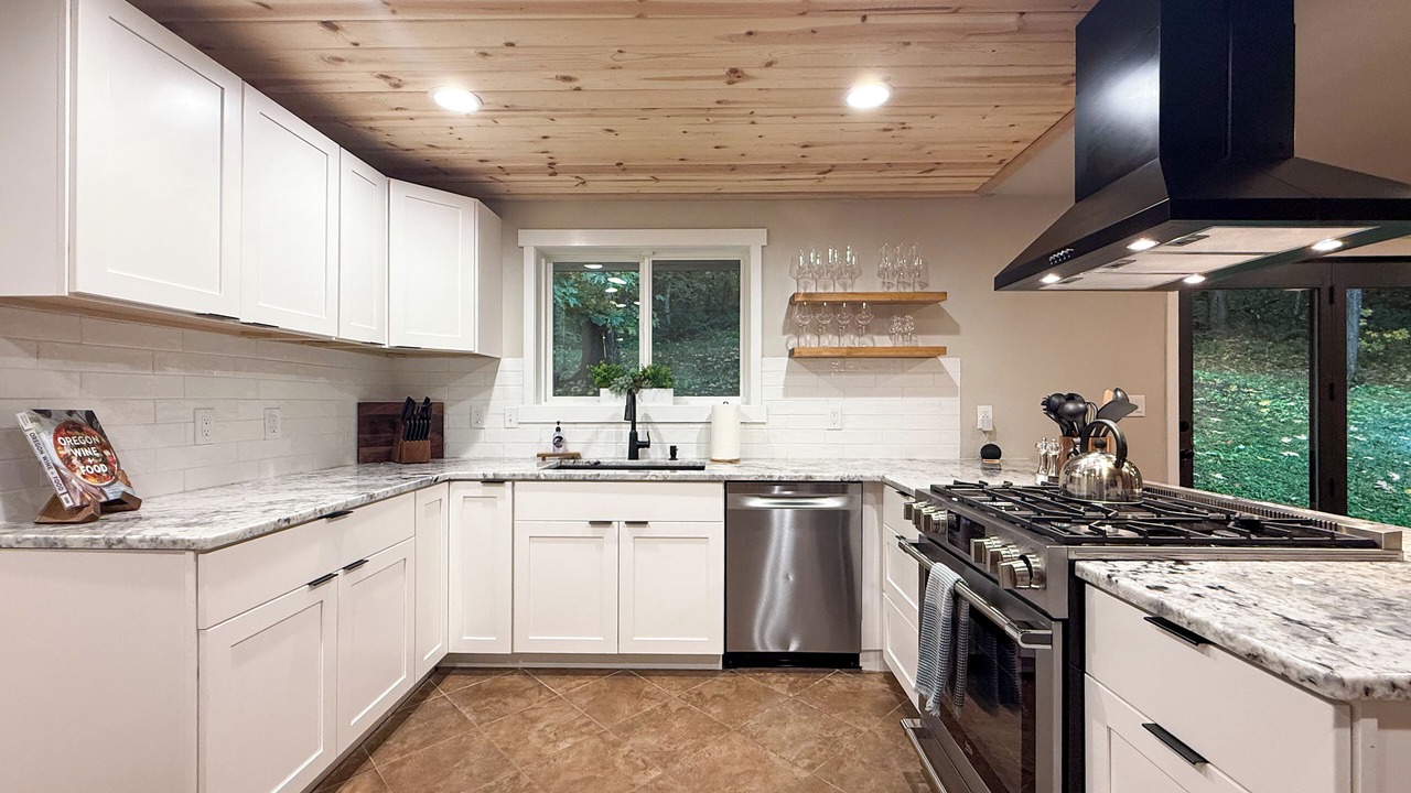 Photo of Kitchen in Newberg