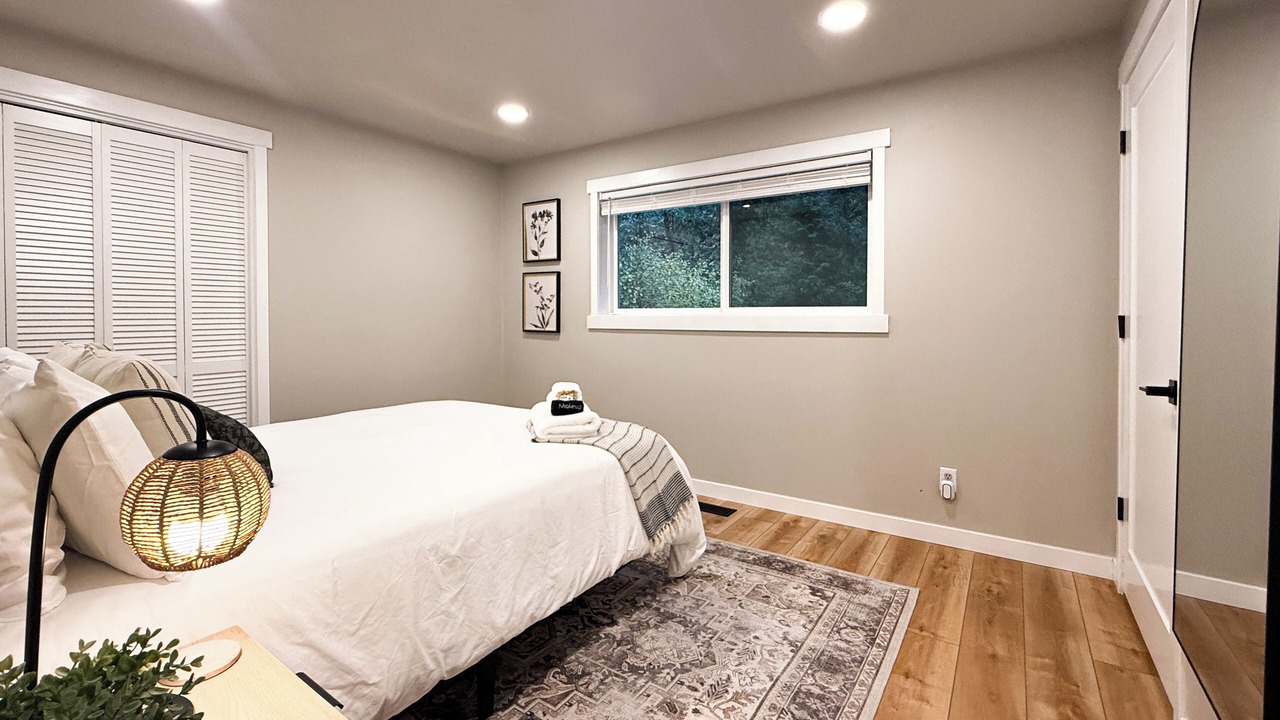 Photo of Bedroom in Newberg