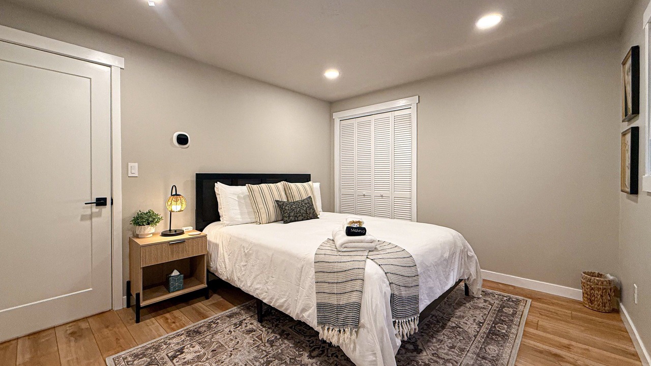 Photo of Bedroom in Newberg