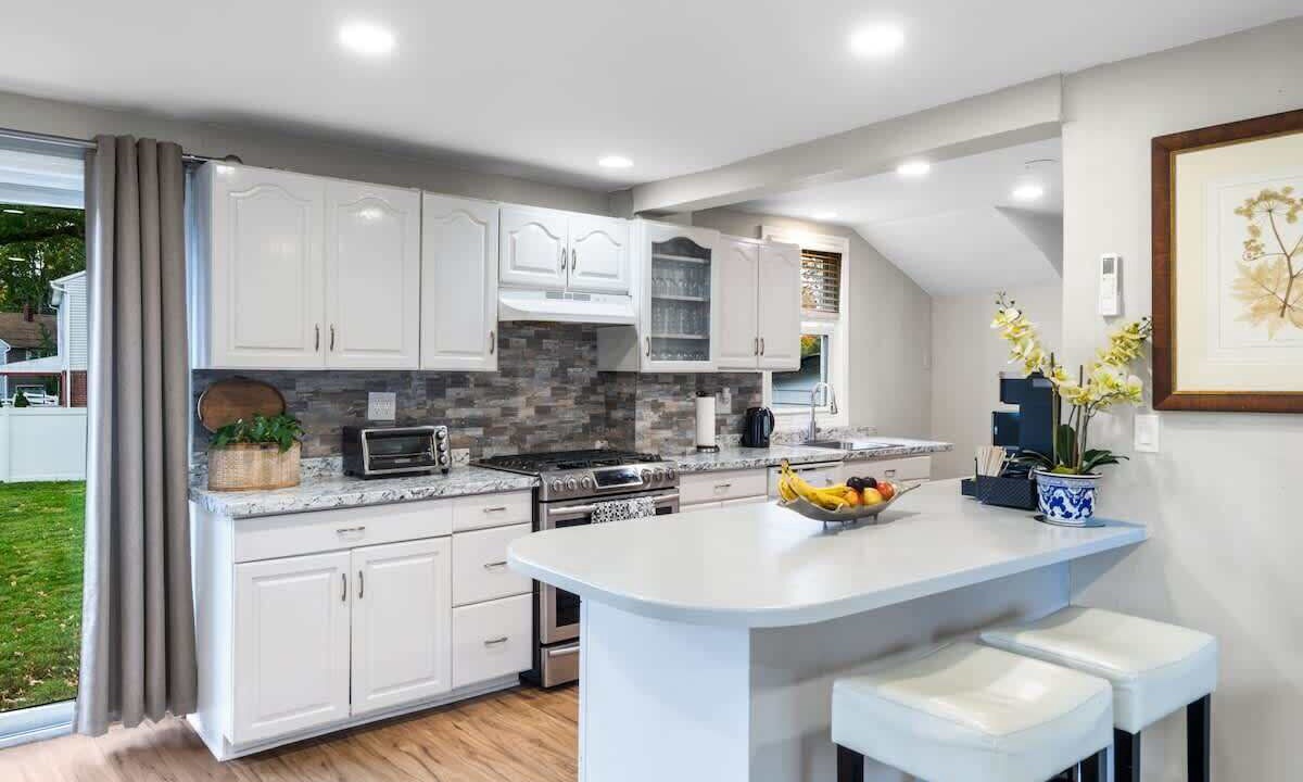 Photo of Kitchen in Teaneck