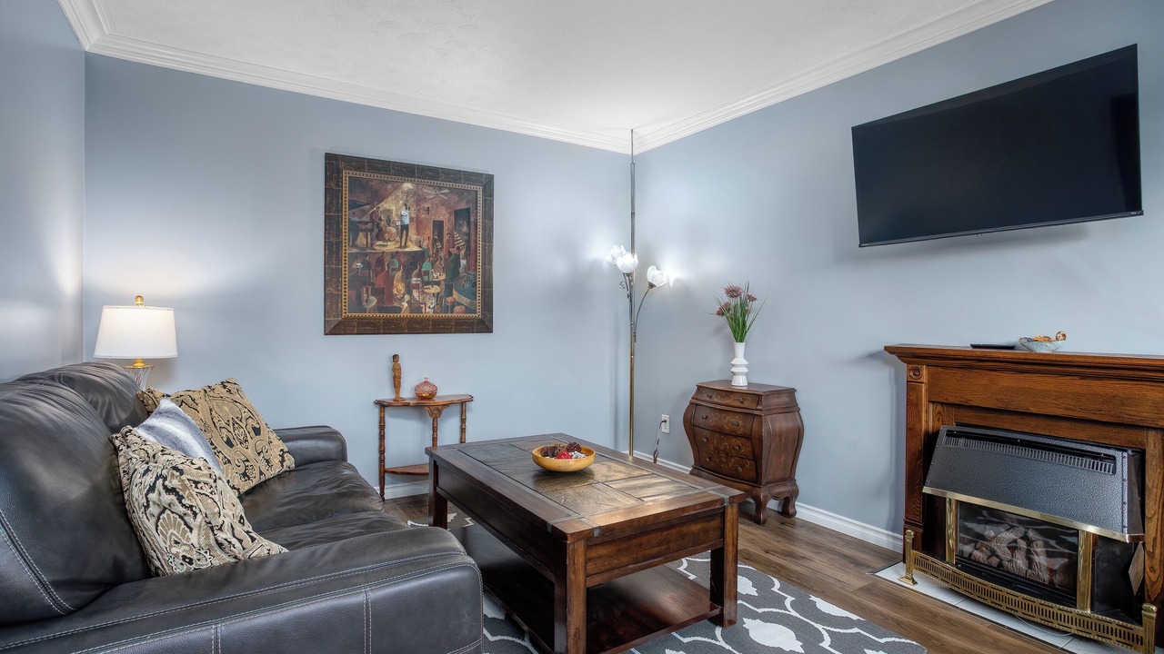 Photo of Livingroom in Guelph