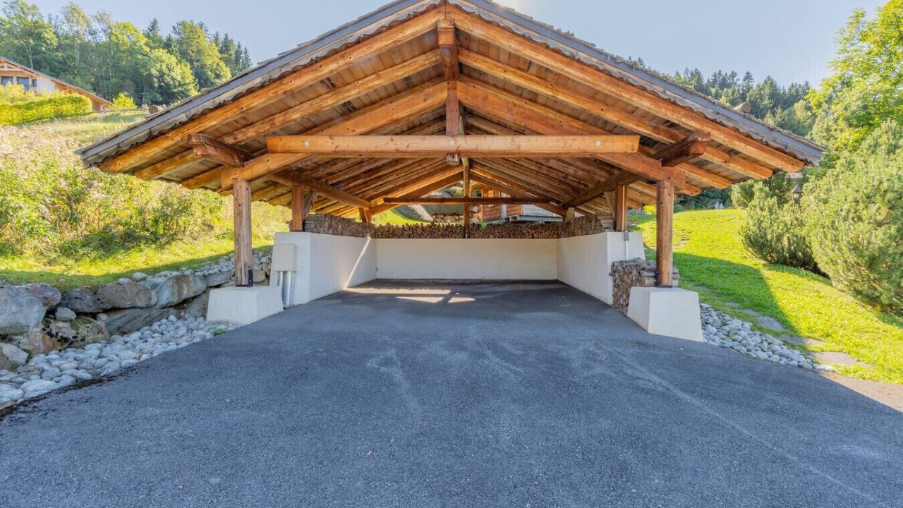 Photo of Outdoor in Saint-Nicolas-de-Veroce