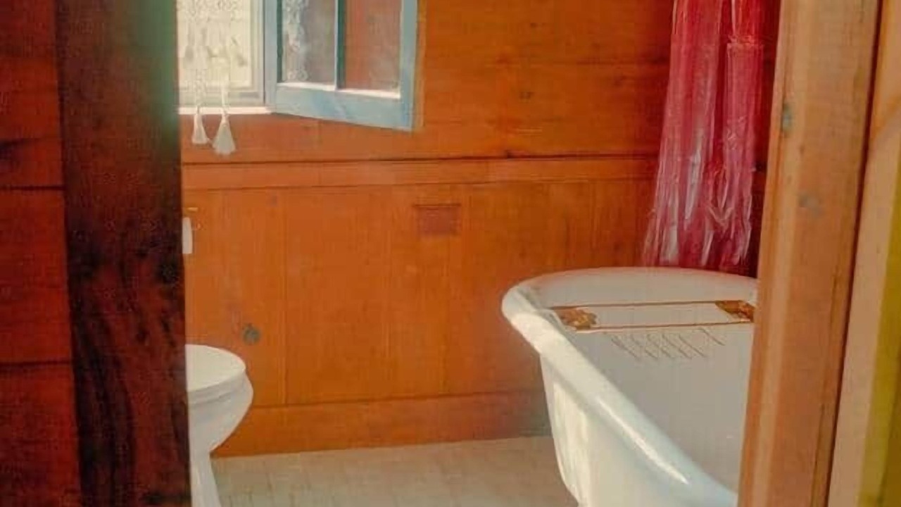 Photo of Bathroom in Town of Broome