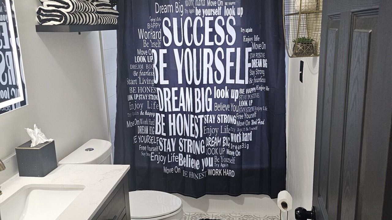 Photo of Bathroom in Calumet Heights