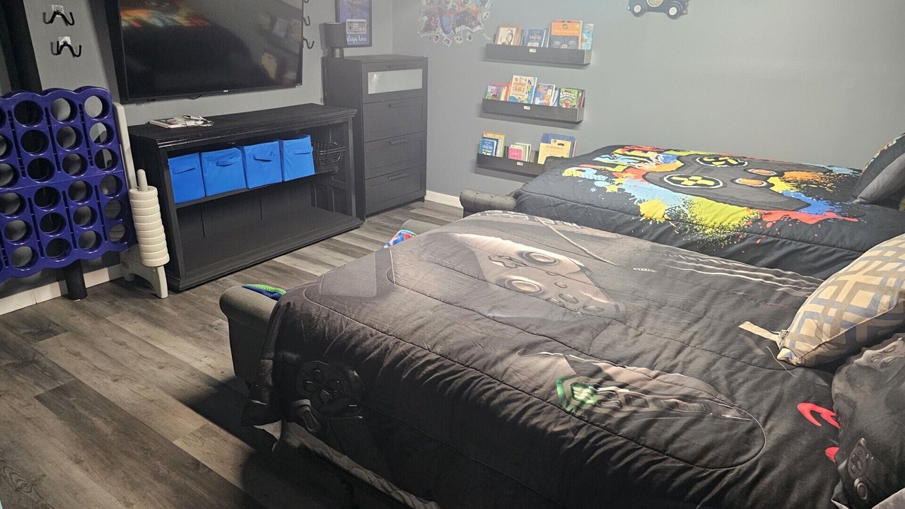 Photo of Bedroom in Calumet Heights