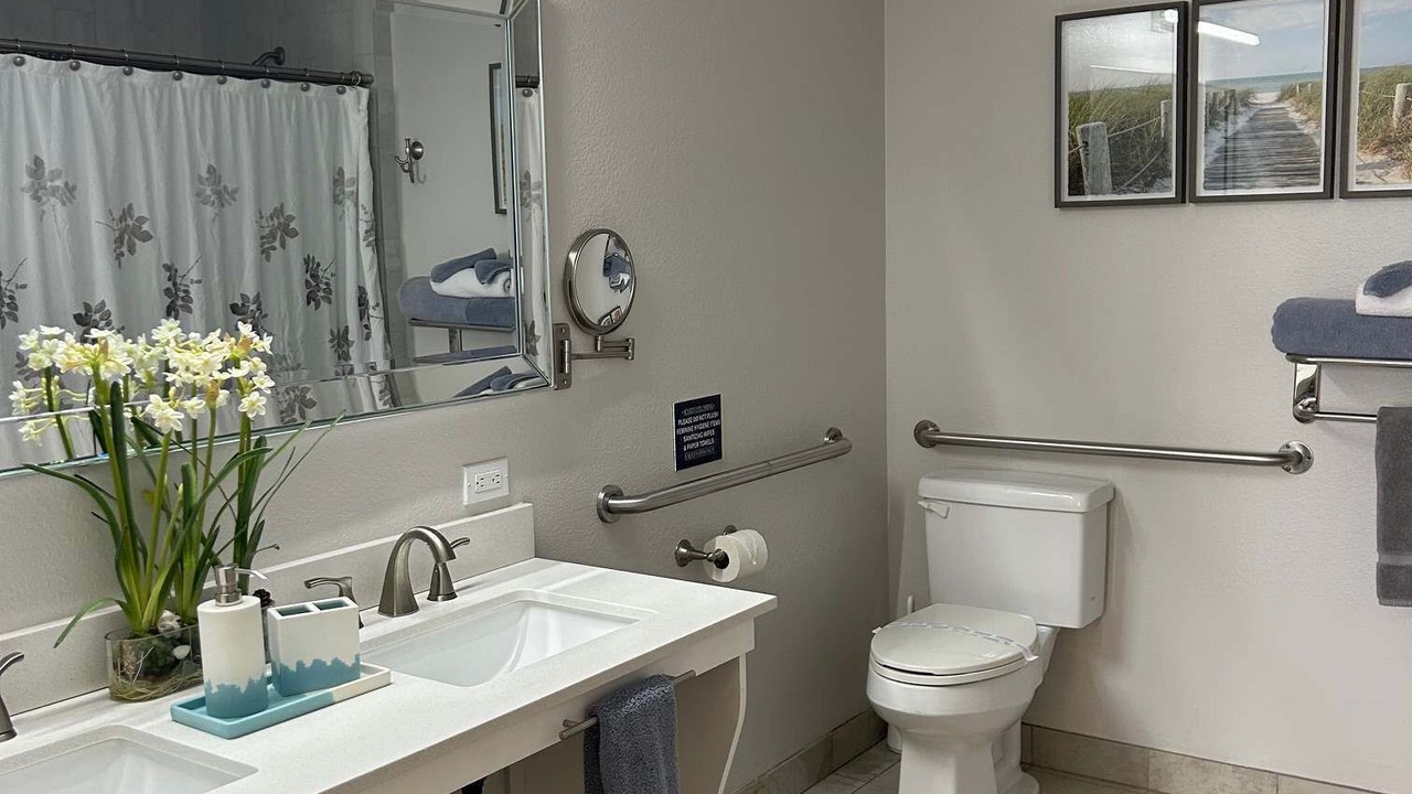 Photo of Bathroom in Oceano