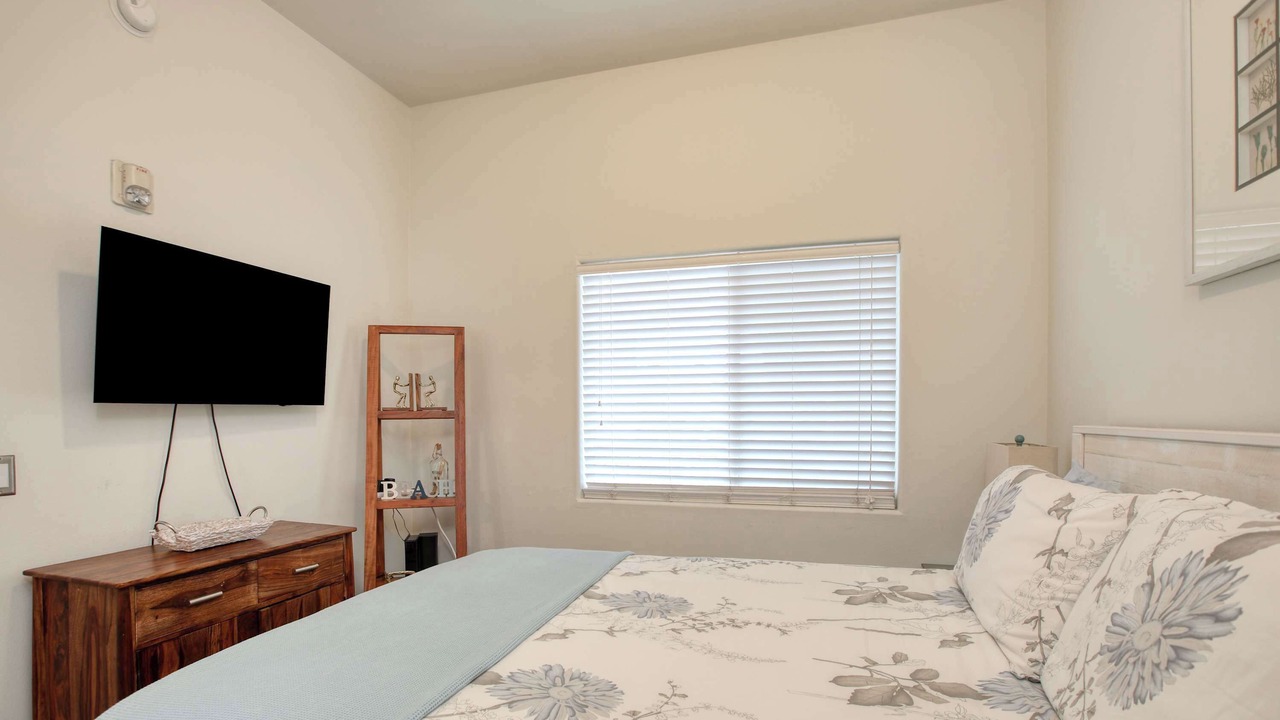 Photo of Bedroom in Downtown