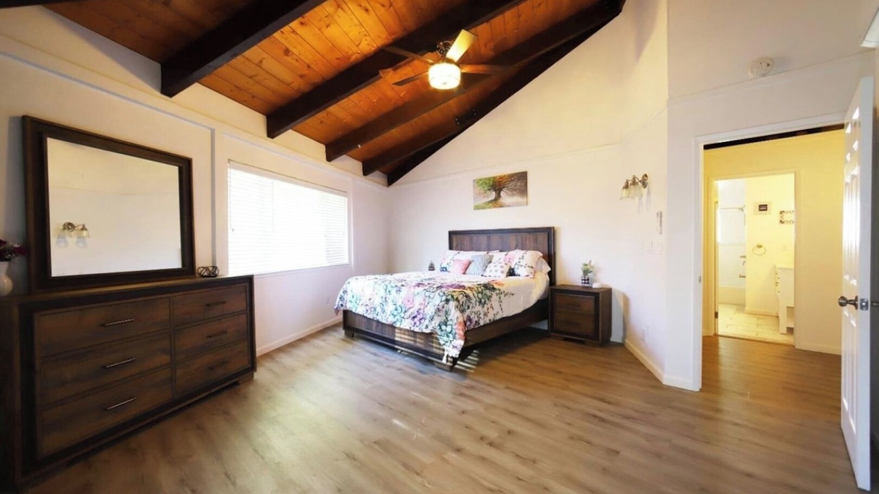 Photo of Others in Apple Hill