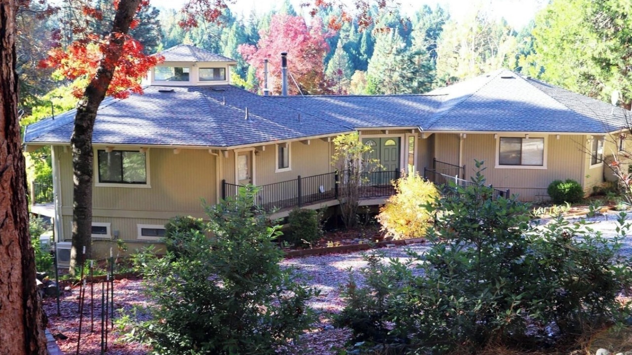 Photo of Others in Apple Hill