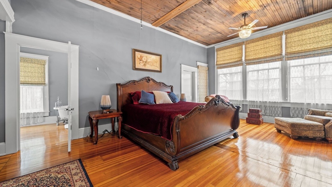 Photo of Bedroom in Anderson
