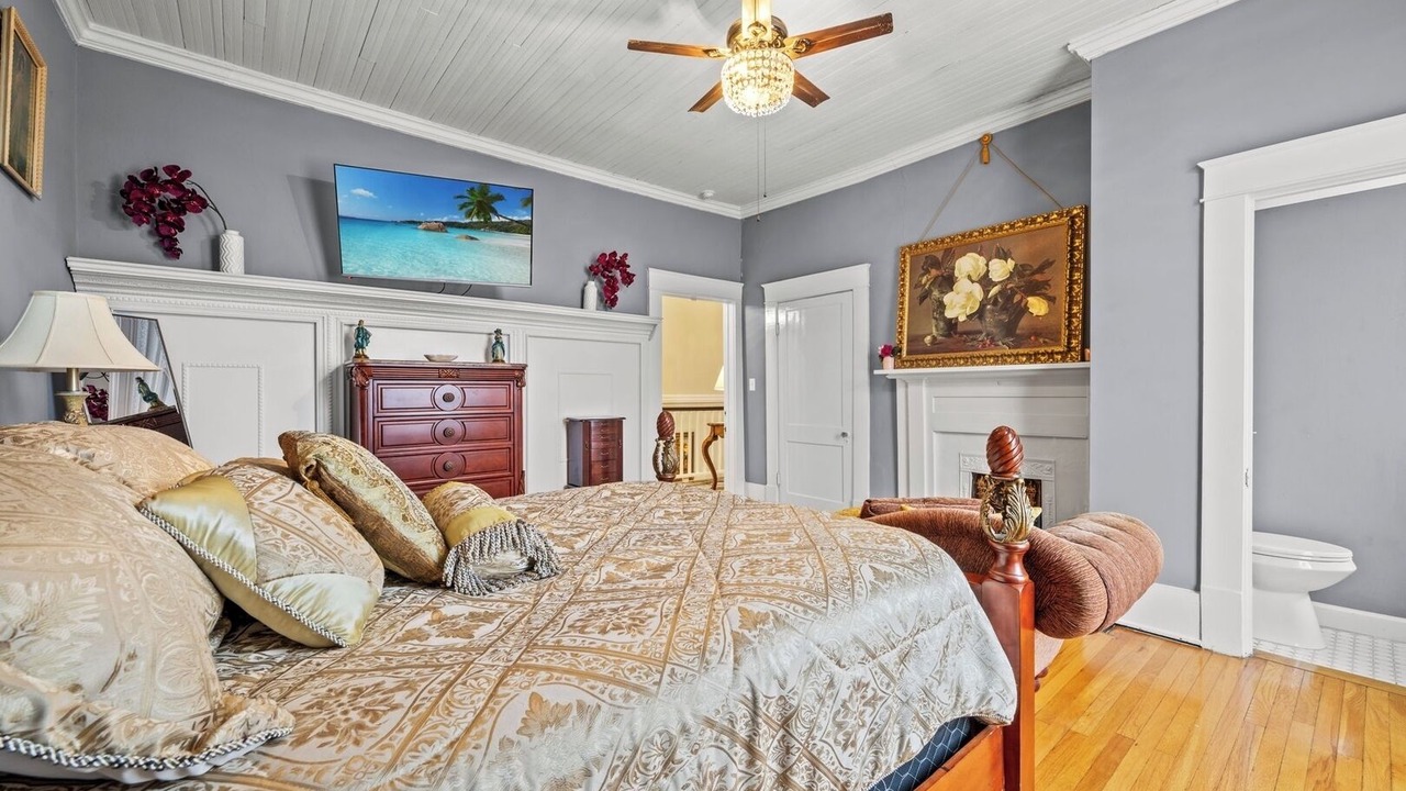 Photo of Bedroom in Anderson