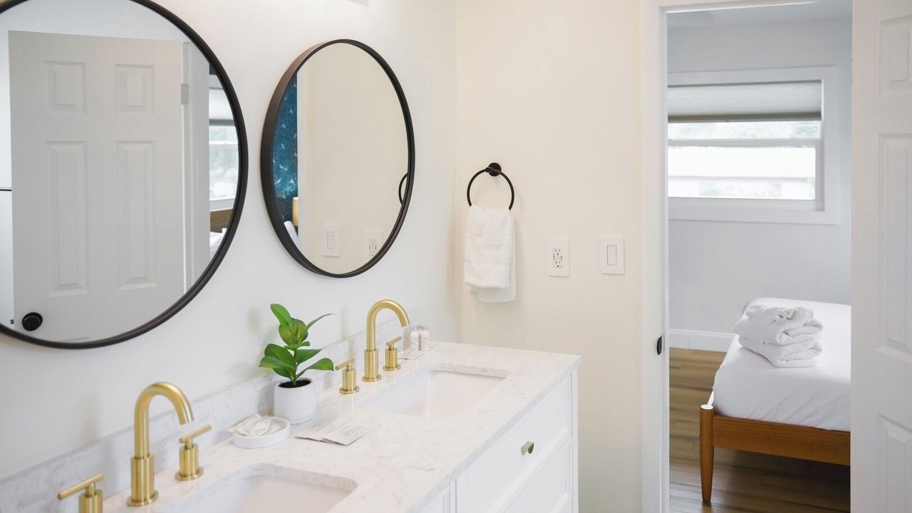 Photo of Bathroom in Largo